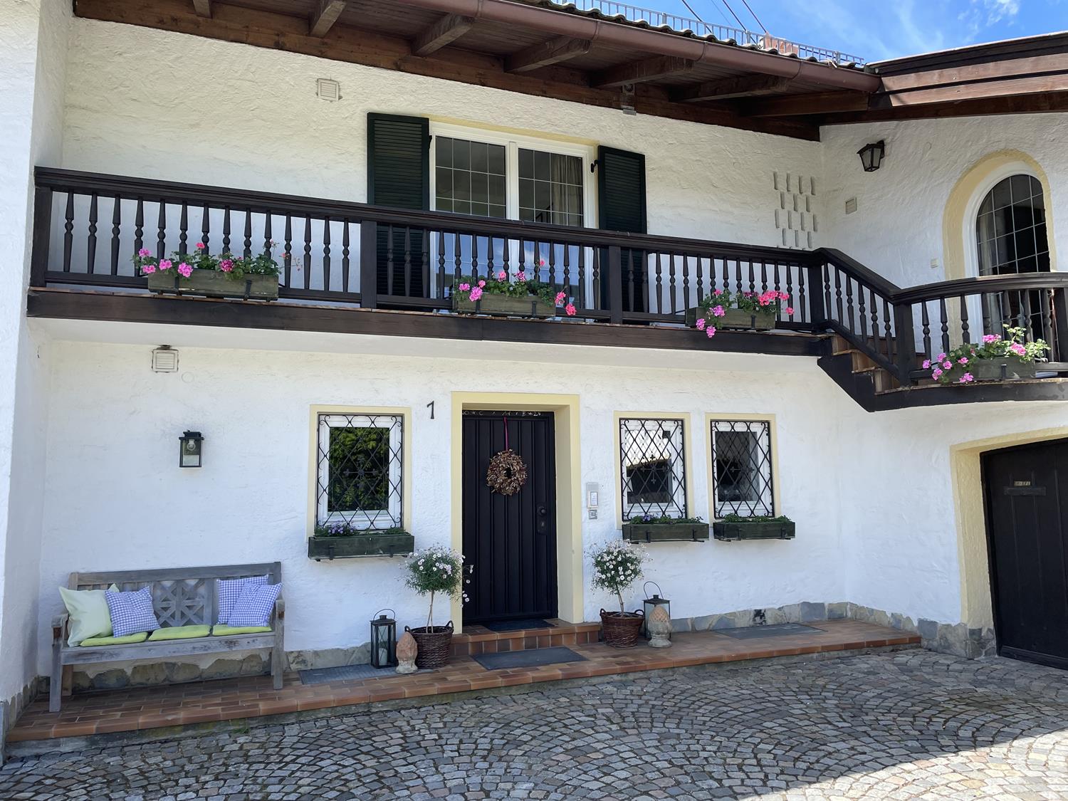 Eingang der Ferienwohnung Rebensburg in Scharling
